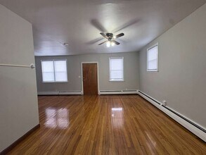 514 Main St, Unit 1 in West Haven, CT - Building Photo - Building Photo