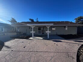 1460 W Tefft St in Nipomo, CA - Building Photo