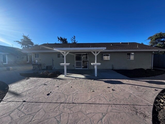 1460 W Tefft St in Nipomo, CA - Building Photo