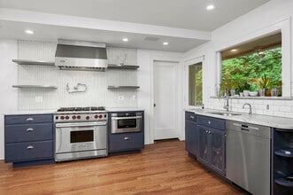 635 Oakhurst Rd in Mamaroneck, NY - Building Photo - Building Photo