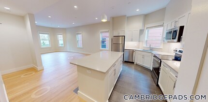 56 John F. Kennedy St-Unit -4 in Cambridge, MA - Building Photo - Building Photo