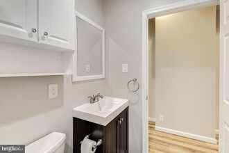 2343 N College Ave-Unit -Unit 1 in Philadelphia, PA - Building Photo - Building Photo