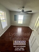 903 E Bee Tree Ave in Nashville, GA - Building Photo - Building Photo