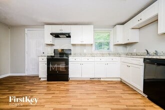 210 King Blvd in Mcdonough, GA - Building Photo - Building Photo