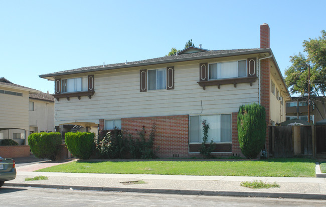 871 Di Fiore Dr in San Jose, CA - Foto de edificio - Building Photo