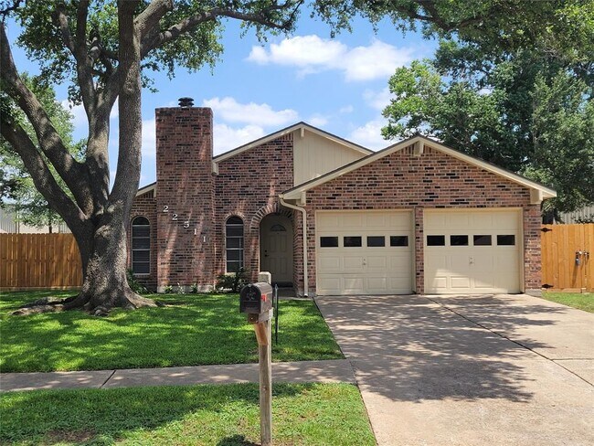 22511 Market Square Ln