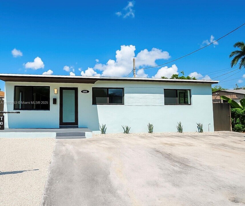 3141 SW 24th Ter in Miami, FL - Building Photo