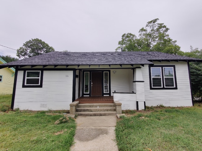 property at 326 W Rainey St