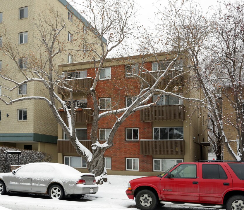 515 19th Ave SW in Calgary, AB - Building Photo