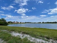 10890 Lakemore Ln in Boca Raton, FL - Building Photo - Building Photo