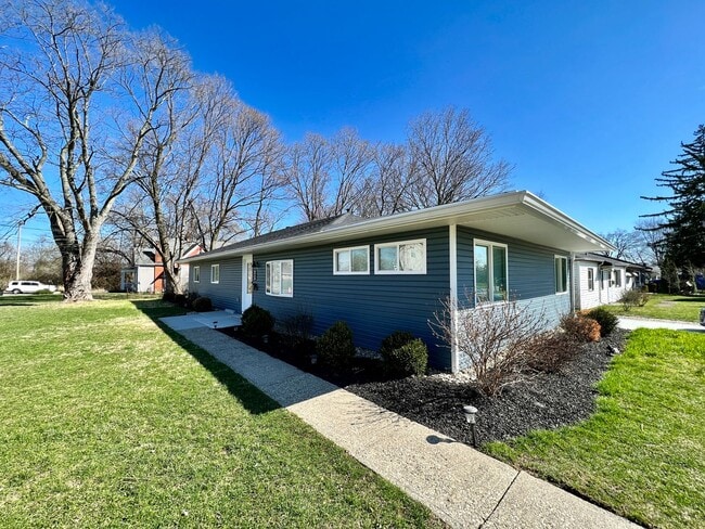 property at 105 Boyd Ln