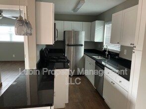 1616 Monroe Ave in Memphis, TN - Building Photo - Building Photo