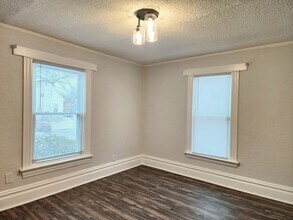 1032 Lincoln St in North Chicago, IL - Building Photo - Building Photo