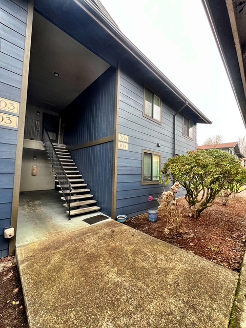 3330 Narrows View Ln NE in Bremerton, WA - Building Photo - Building Photo