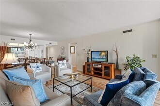 4210 Steamboat Bend in Ft. Myers, FL - Building Photo - Building Photo