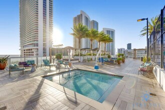 4010 S Ocean Dr in Hollywood, FL - Building Photo - Building Photo