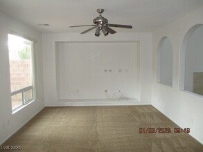 11765 Via Esperanza St in Las Vegas, NV - Building Photo - Building Photo