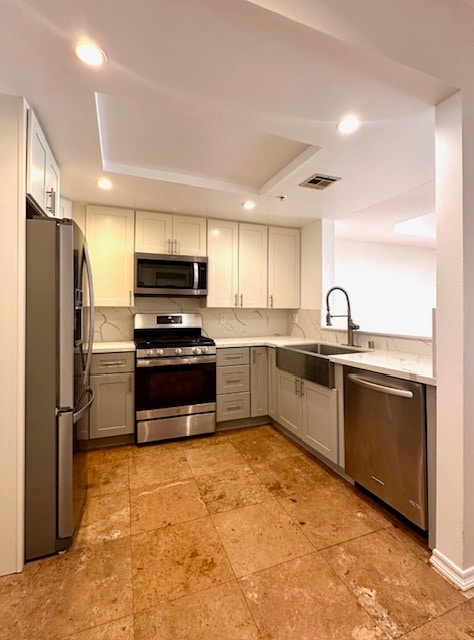 4750 Templeton St, Unit 1111 in Los Angeles, CA - Foto de edificio - Building Photo