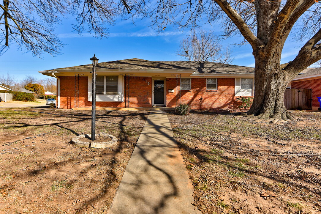 419 Forest Dr in Norman, OK - Foto de edificio