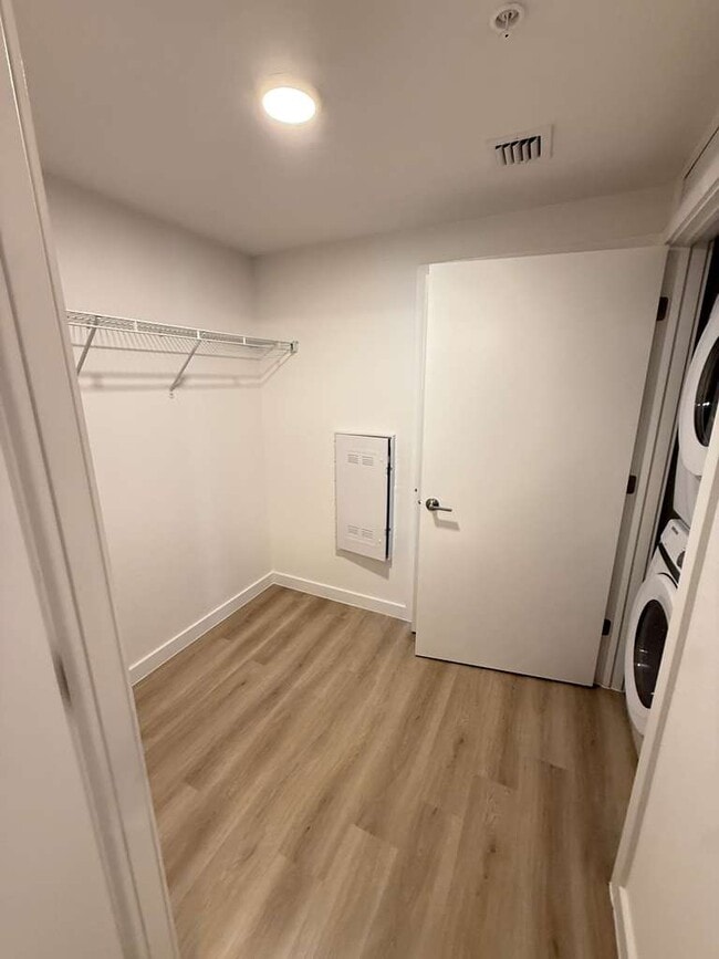 3734 NW 12th St, Unit A3 in Miami, FL - Building Photo - Building Photo