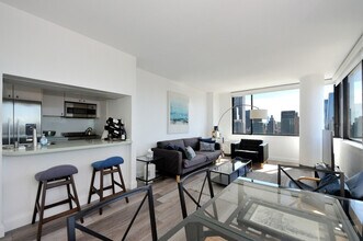 337-339-339 W 48th St in New York, NY - Building Photo - Building Photo