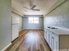 526 N School St in Honolulu, HI - Building Photo - Building Photo