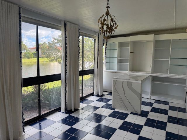 8045 Eastlake Dr in Boca Raton, FL - Building Photo - Building Photo