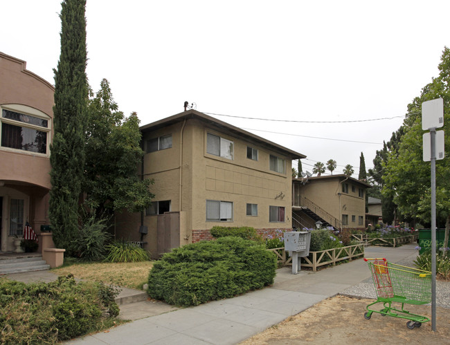 GoDene in San Jose, CA - Foto de edificio - Building Photo