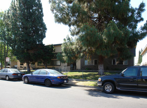 11782 Stuart Dr in Garden Grove, CA - Building Photo - Building Photo