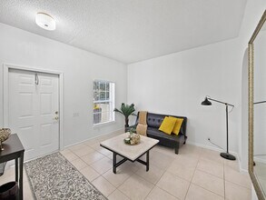 4866 SW 32nd Terrace in Fort Lauderdale, FL - Building Photo - Building Photo