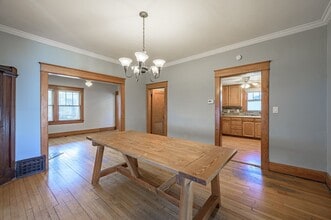 817 E Loren St in Springfield, MO - Building Photo - Building Photo