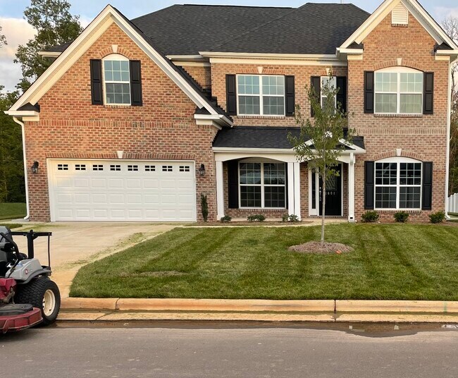 4604 Skyview Trl Rentals in Colfax, NC