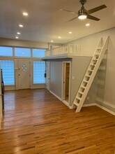 251 S 12th St in Philadelphia, PA - Building Photo - Building Photo