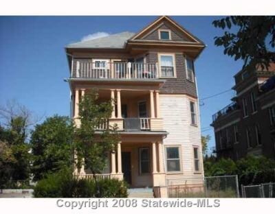 113 Regent Ave in Providence, RI - Building Photo