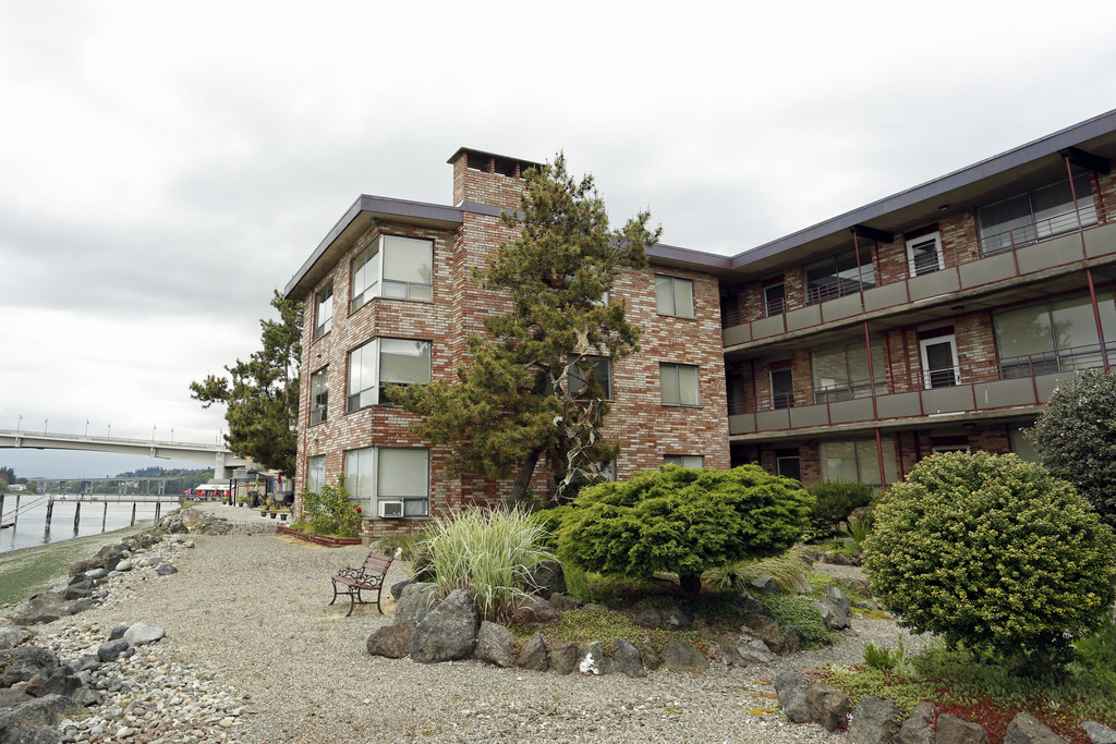 Edgewater East Apartments Bremerton, WA Apartments For Rent