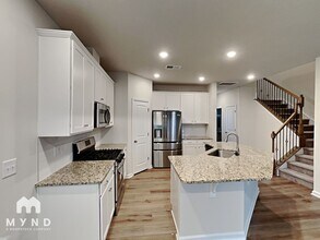 13049 Cottage Crst Ln in Charlotte, NC - Building Photo - Building Photo