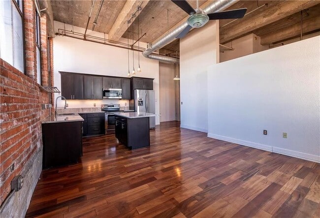 1535 Walnut St Unit 701, Unit Campbell Lofts Unit 701 in KC in Kansas City, MO - Building Photo - Building Photo