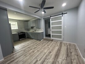 1839 Akone Pl in Honolulu, HI - Building Photo
