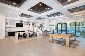 Vintage Lake Powell in Panama City Beach, FL - Building Photo - Building Photo