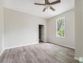 846 E 37th St, Unit B in Savannah, GA - Building Photo - Building Photo