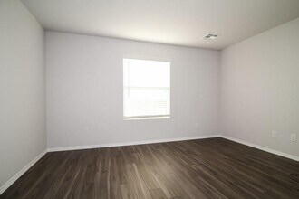 1910 Crimson Lake Blvd in El Reno, OK - Building Photo - Building Photo