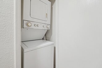 Avalon Mountain View in Mountain View, CA - Building Photo - Building Photo