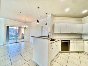 4345 Bayside Village Dr in Tampa, FL - Building Photo - Building Photo
