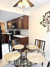 4409 Longmeadow in Sarasota, FL - Building Photo - Building Photo