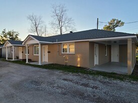 1912 Ree St in Chalmette, LA - Building Photo