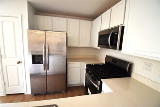 3326 Spanish Oak Ln in Rosenberg, TX - Building Photo - Building Photo