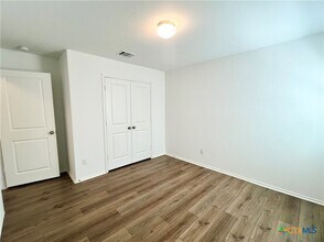 149 Rowdy Yates Wy in Jarrell, TX - Building Photo - Building Photo