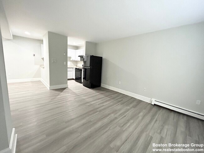 53 Ruggles St, Unit 2 in Boston, MA - Building Photo - Building Photo