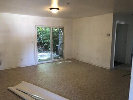 304 Ardale Dr in High Point, NC - Building Photo