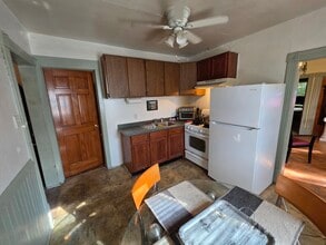 1101 18 1/2 Ave NE, Unit 2 in Minneapolis, MN - Building Photo - Building Photo